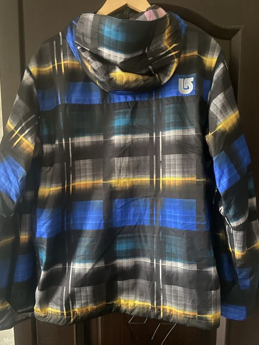 Нові куртки для сноуборту