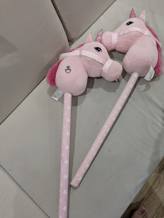 Hobby Horse 2 sztuki jak nowe Jednorożce Różowe z dźwiękiem