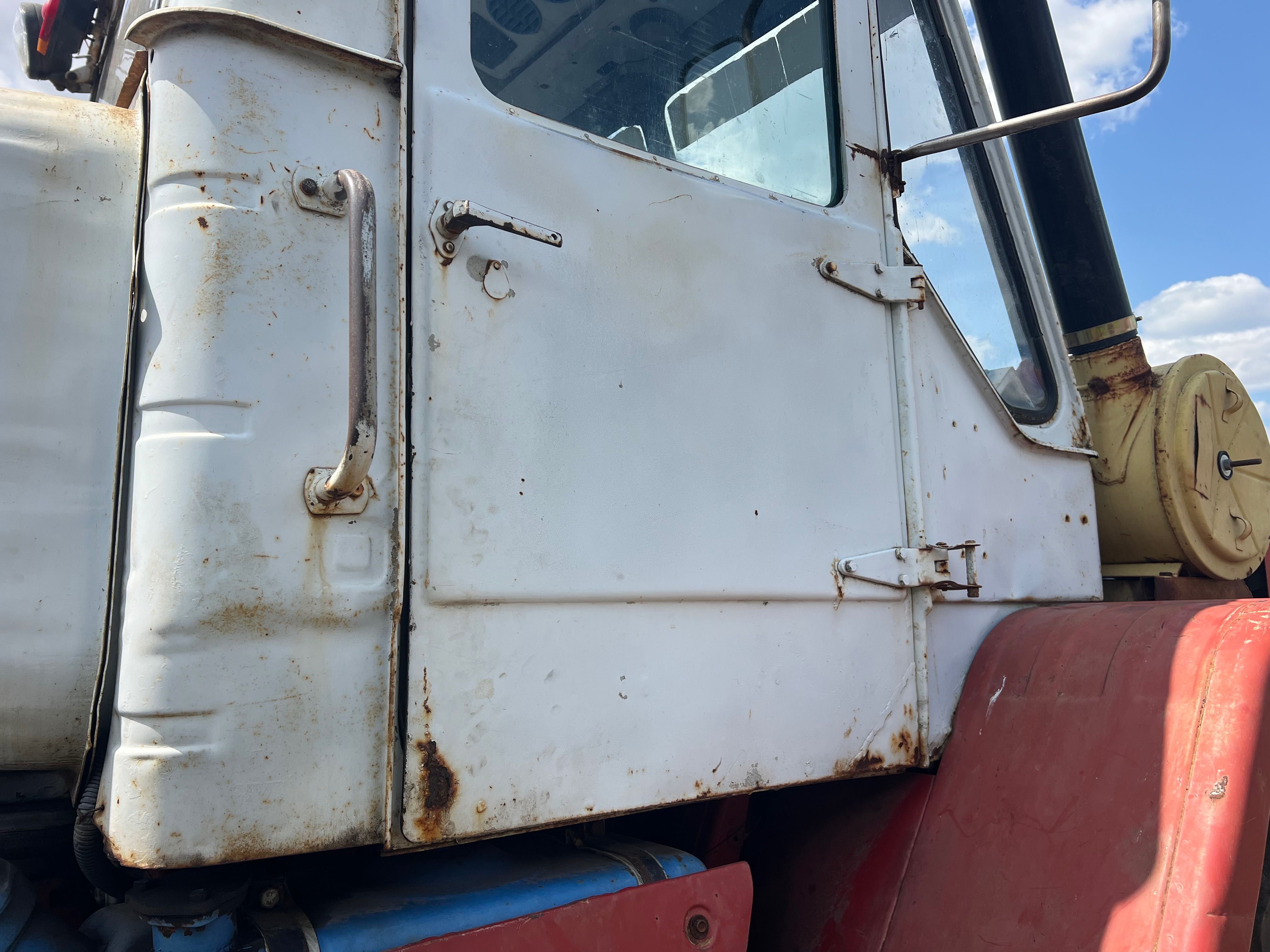 Продам Т-150 ямз 236 турбо