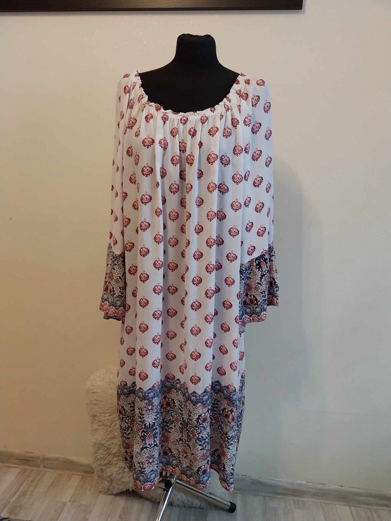 Sukienka Oversize Plus Size
