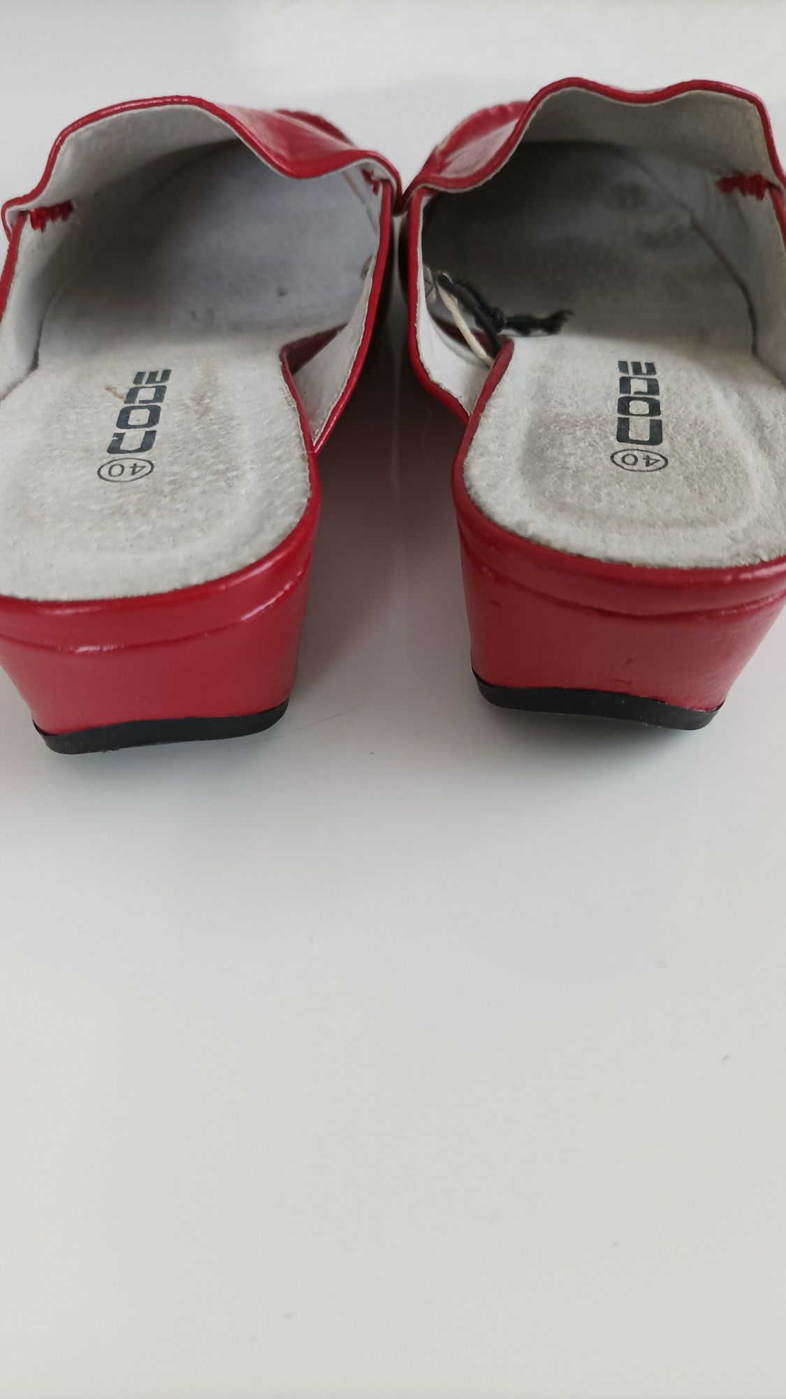 Buty damskie czerwone