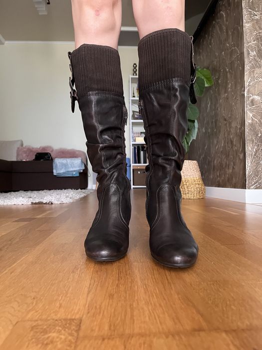 Чоботи шкіряні, високі, 39р