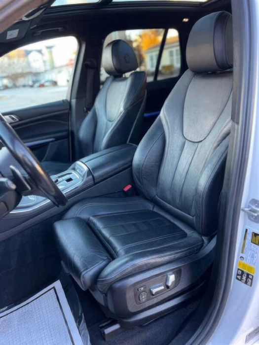 BMW X5 xDrive40i      2022