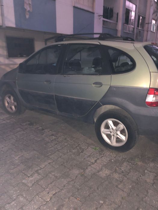 Renault Scenic R4 2000