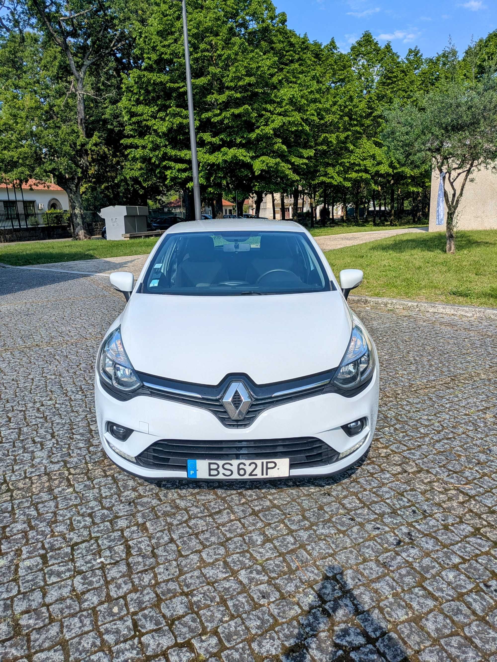 Clio 4 -90 CV SEMI-NOVO 100 KLM