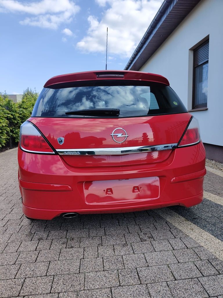 Opel astra 2.0 turbo