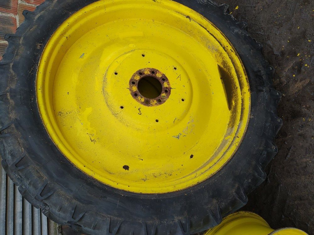 Felgi r x 28 32 36 case 38 42 44 mf 46 48 52 john deere 50 new holland