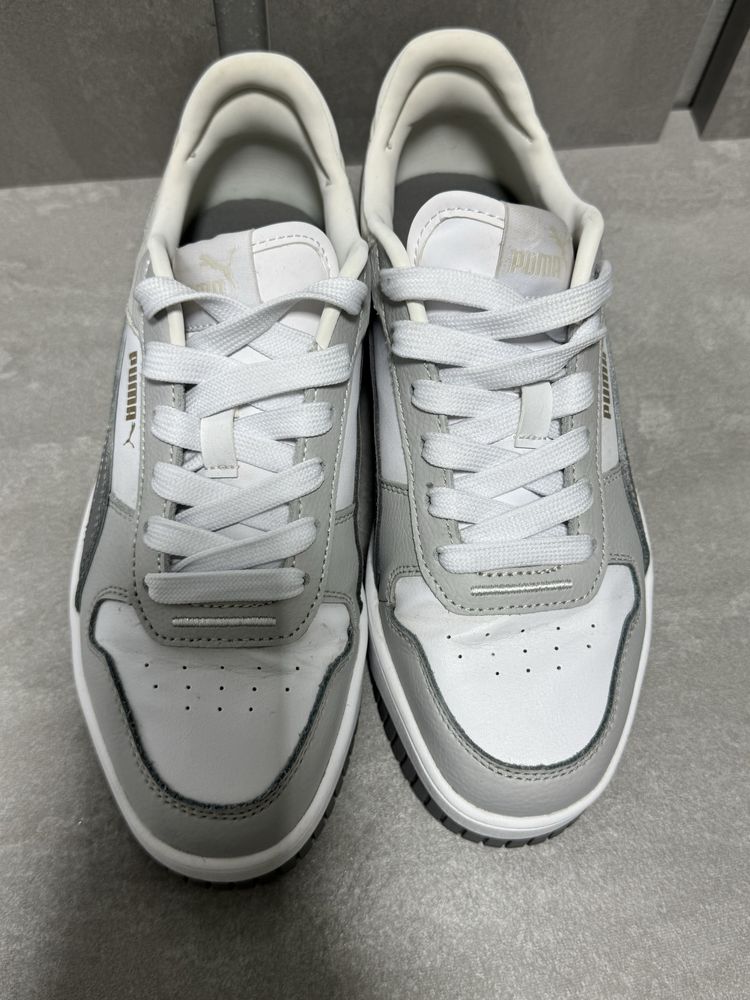 Кросівки puma carina street