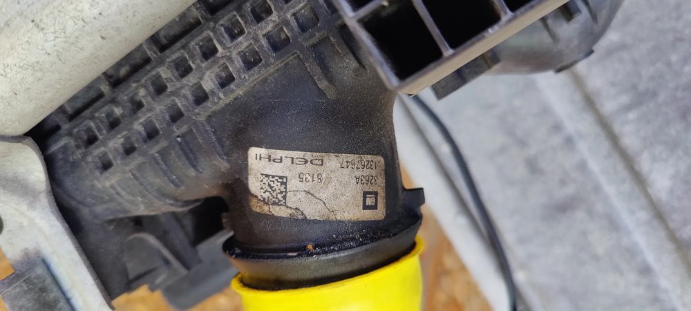 pas przedni opel zafira tourer c chłodnice chłodnica wody klimatyzac