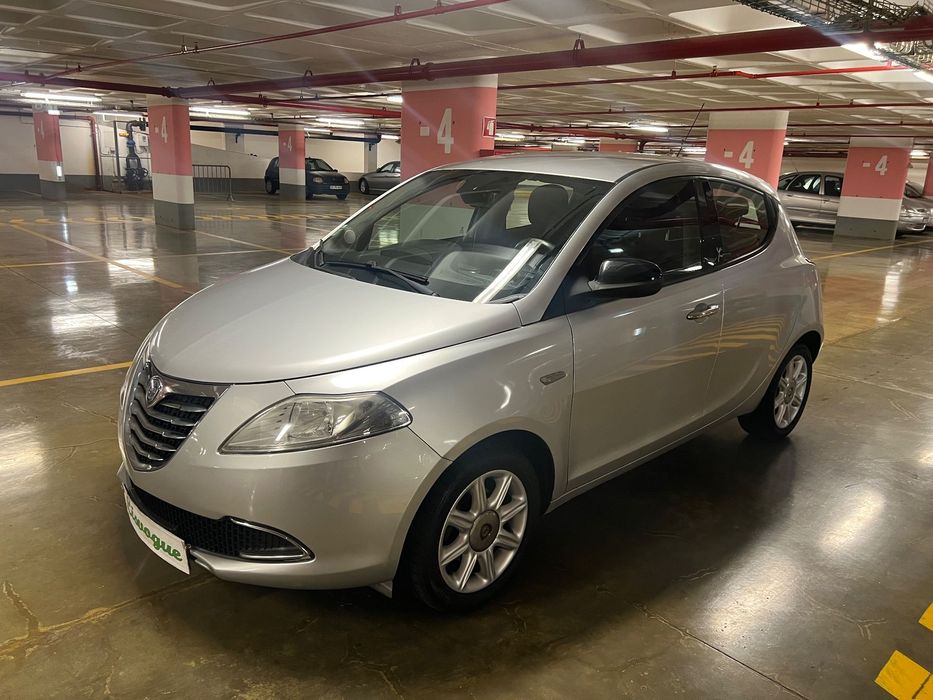 Lancia Ypsilon 1.3 M-jet S&S Silver