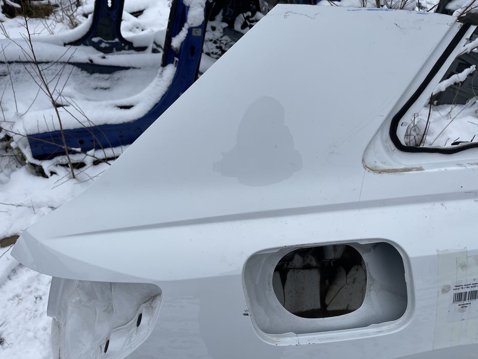 Чверть задня права колір чверть T9 / Y9C AUDI Q3 83A 2019-