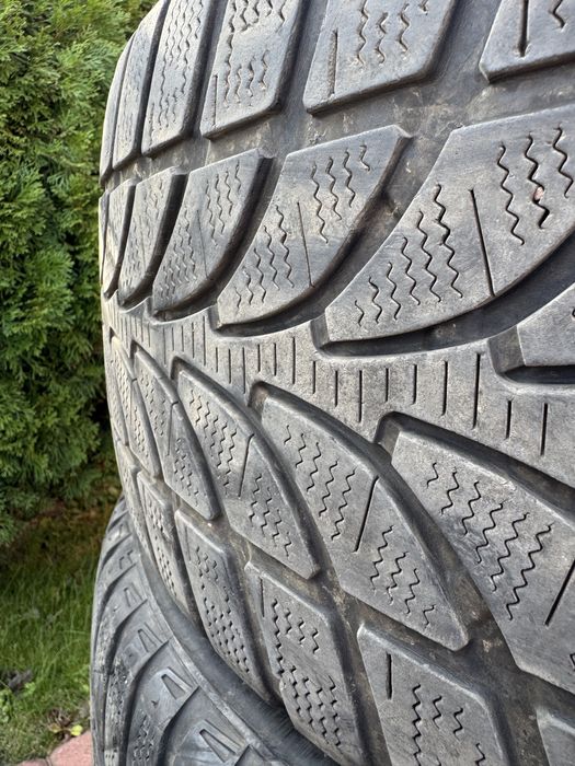 Резина зимняя 255/50r20 BRIDGESTONE BLIZAK LM-80