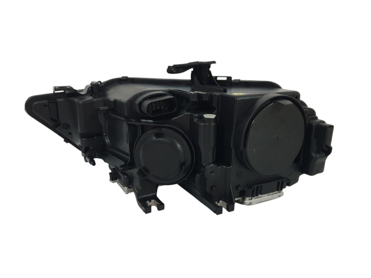 Передні фари ( Bi-Xenon ) заміна галогену на Audi A4 B8 2011-2015