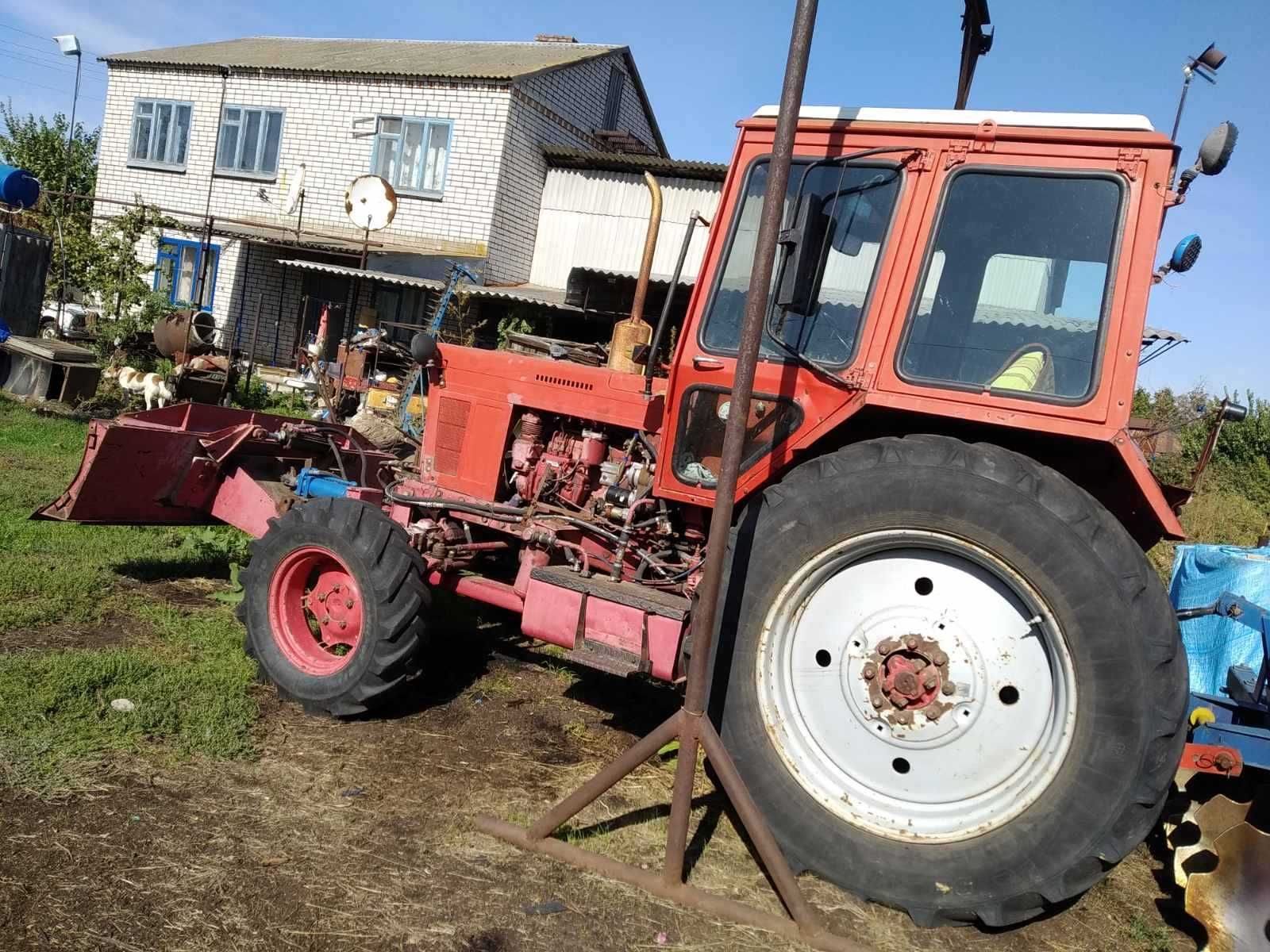 Продаем трактор МТЗ-82 в рабочем состоянии. Цена 11000$