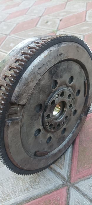 Рено Трафик. Опель Виваро 1.6.Демфер Маховик