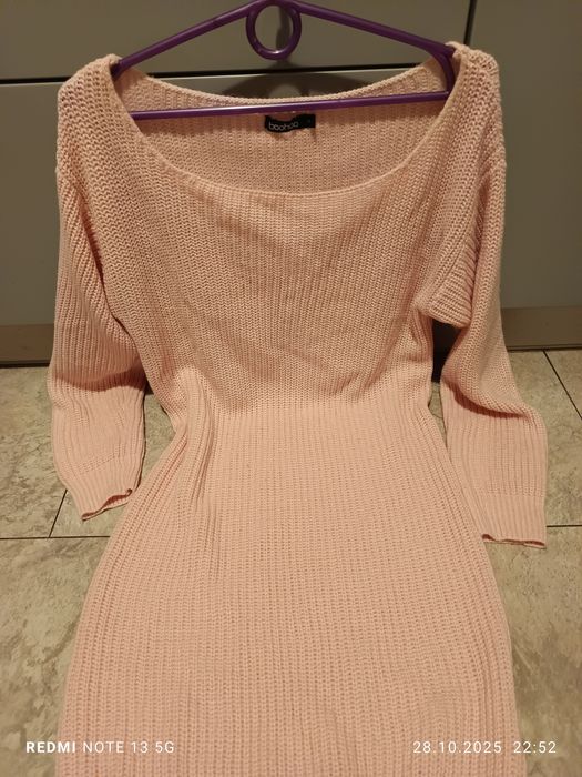 Akrylowa sukienka rozmiar 38/40