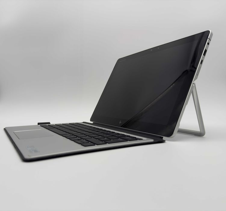 HP Elite X2 1012 G2 | i5-7200U | 8GB RAM | 256GB SSD | 1 ANO GARANTIA