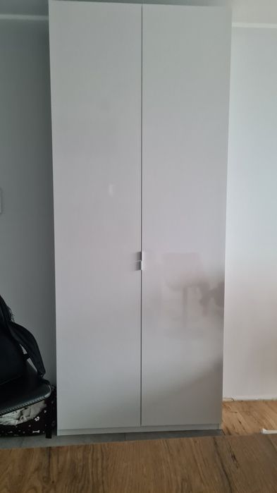 Szafka wysoka zamykana