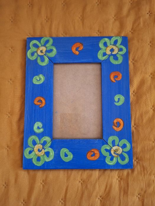 Moldura pintada à mão