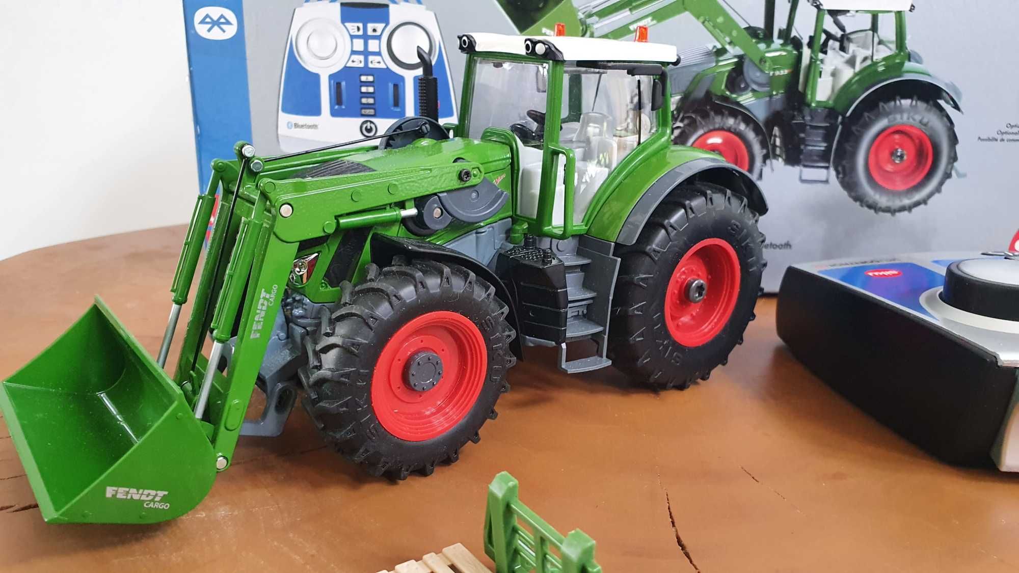 Siku Control 6796 Fendt 933 Vario Traktor ciągnik