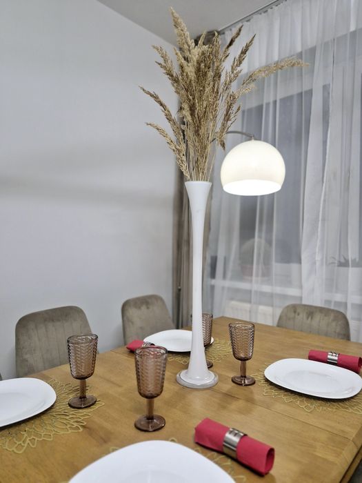 Wazon, wazony biale wysokie 7 szt