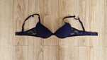 H&M granatowy fioletowy biustonosz pod t-shirt z koronką push-up 36 S