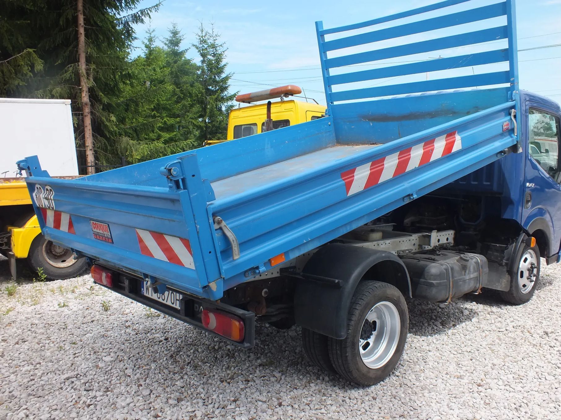 Renault Maxity  cena netto 46500 zł, dmc 3500 kg