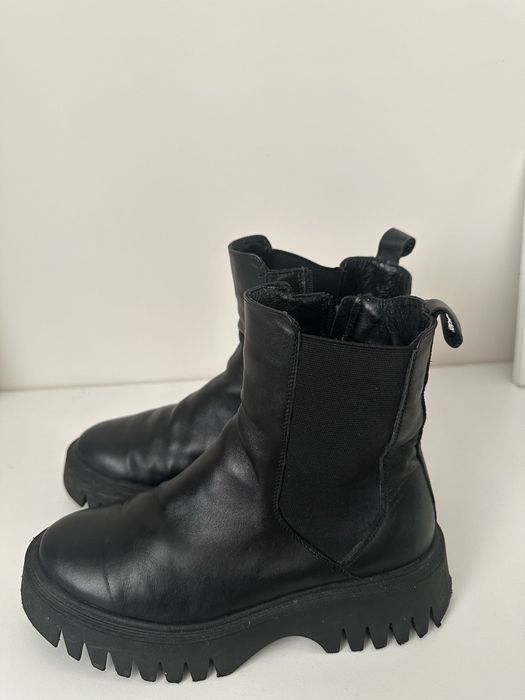 Жіночі черевики ботинки зимові на овчині хутрі