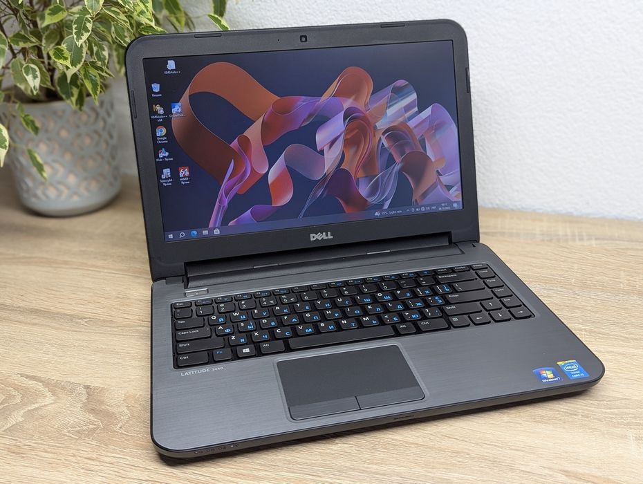 Продається класний , бюджетний варіант. Ноутбук Dell Latitude 3440