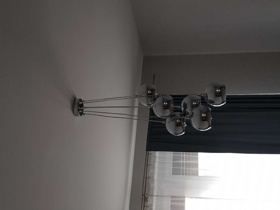 Lampa chromowana wisząca srebrna 6 kloszy