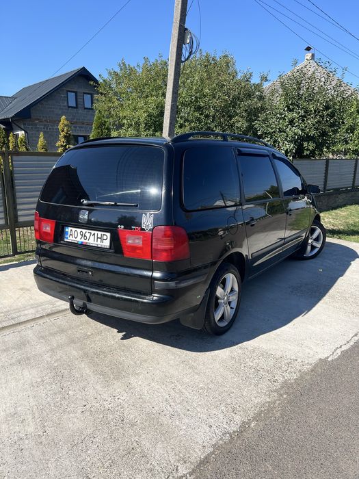 Продам сеат альхамбра 2003 року випуску