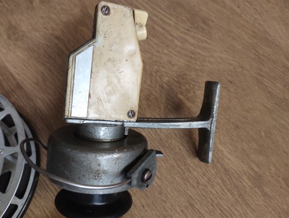 Kołowrotki wędkarskie z czasów PRL