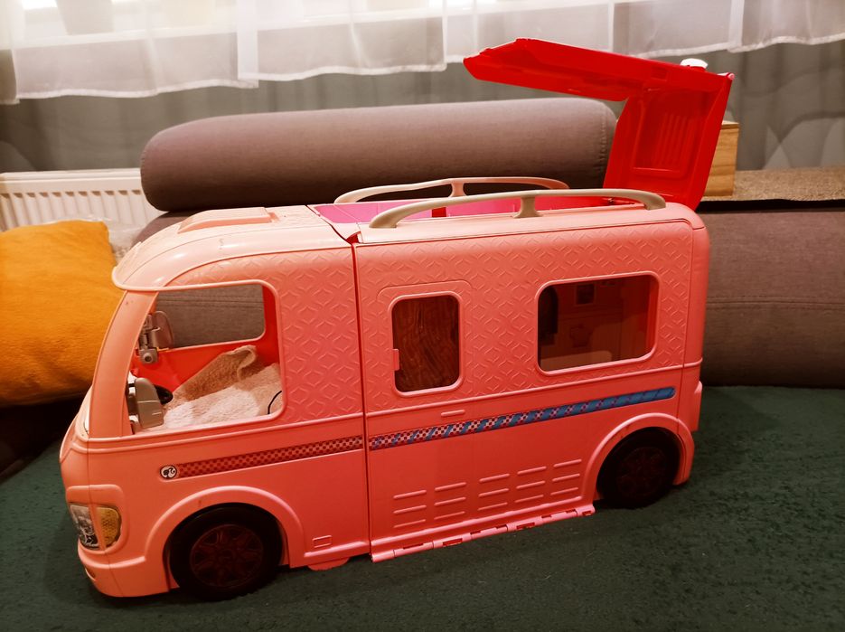 Kamper Barbie różowy samochód dla lalek