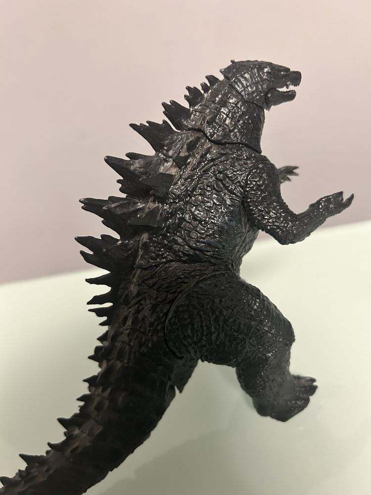 Godzilla NECA годзіла колекційна
