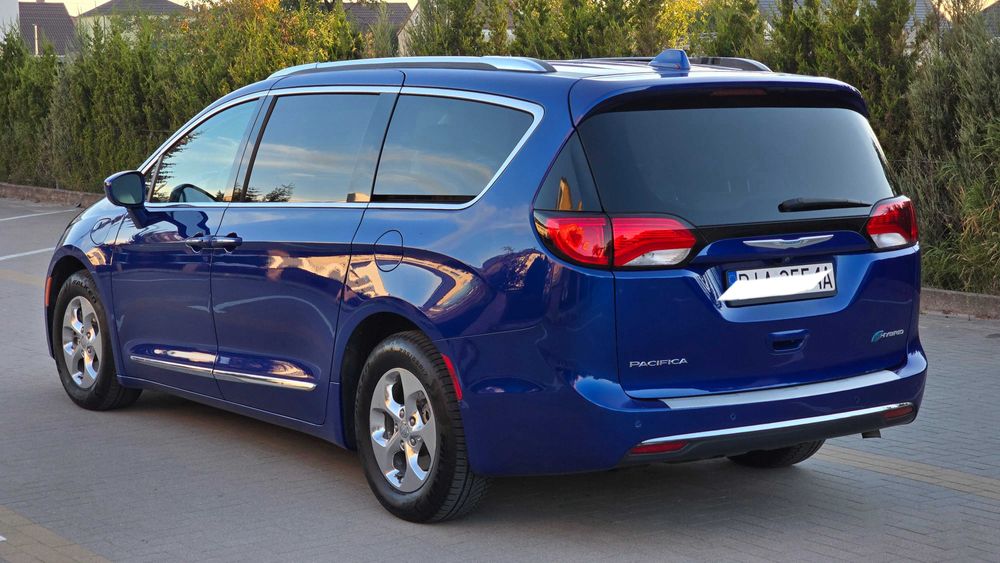e-Hybrid Plug-In Czujniki parkowania grzane fotele ParkSens CzytajOpis