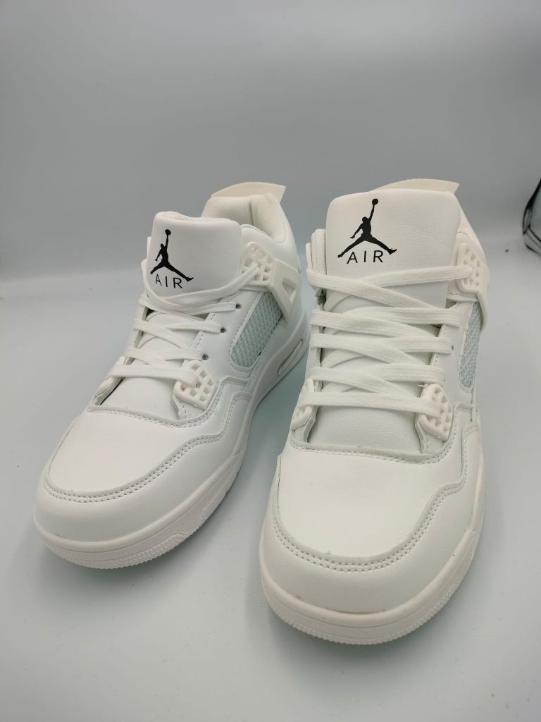 Promocja Nike Air Jordan 4 Retro White skarpetki r38,39 +skarpetki