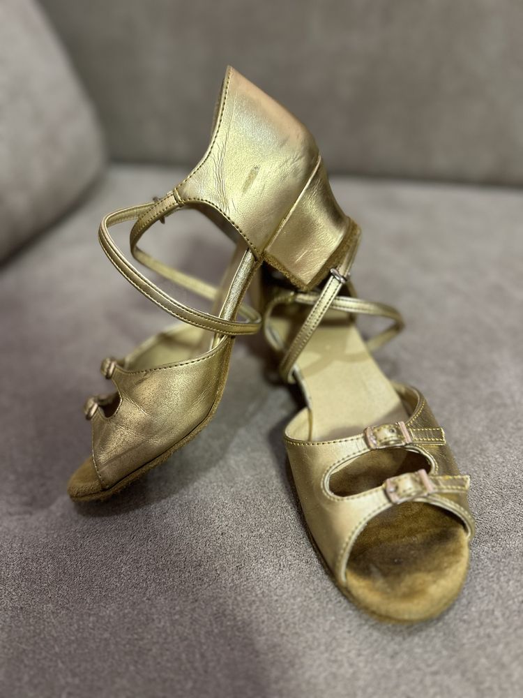 Туфлі для бальних танців блок-каблук Dance club 22,5 см