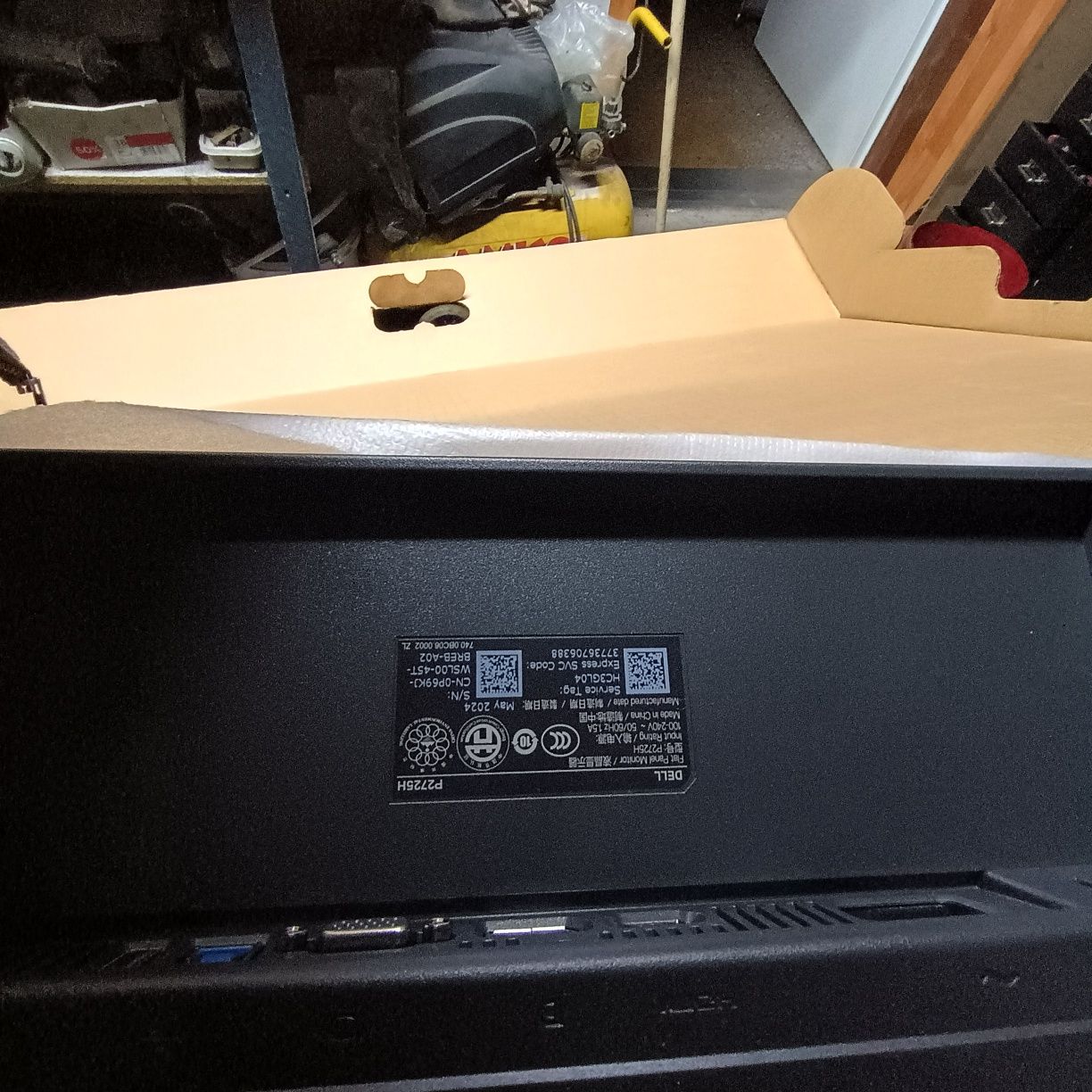 Monitor 27"Del P2725h nowy uszkodzony