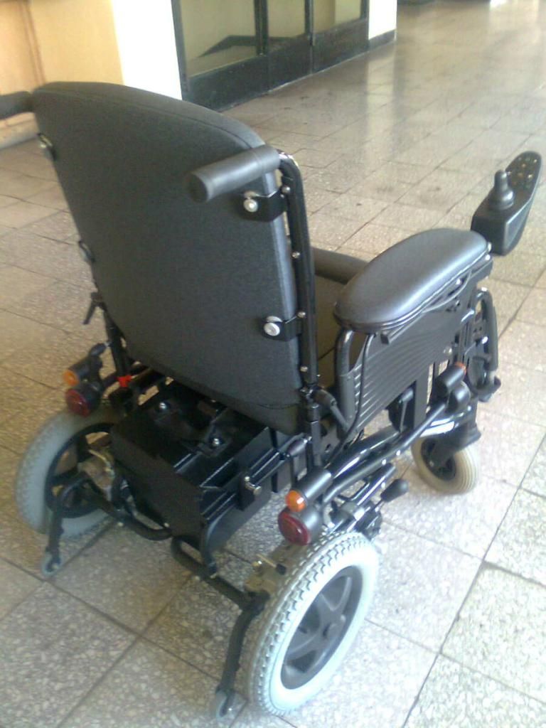 Wózek elektryczny inwalidzki VERMEIREN RAPIDO 50