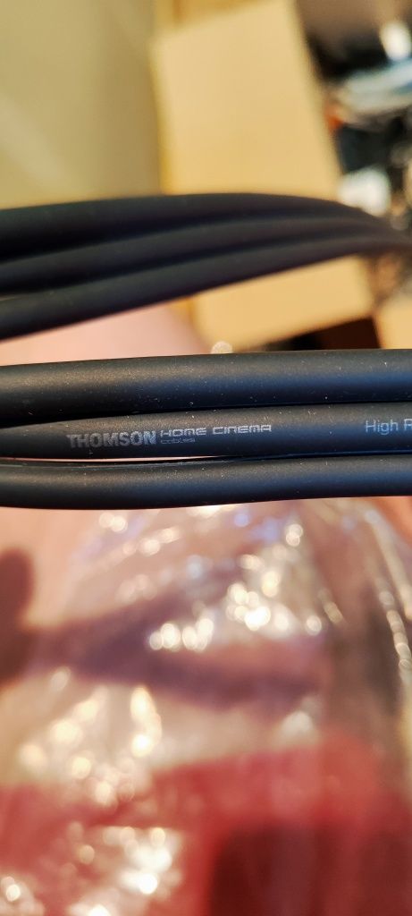 Кабель THOMSON 3 RCA * 3 RCA 1,5m. Made in France