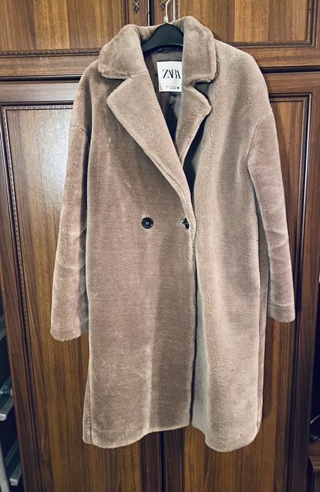 Шуба  Zara , гарна тепла