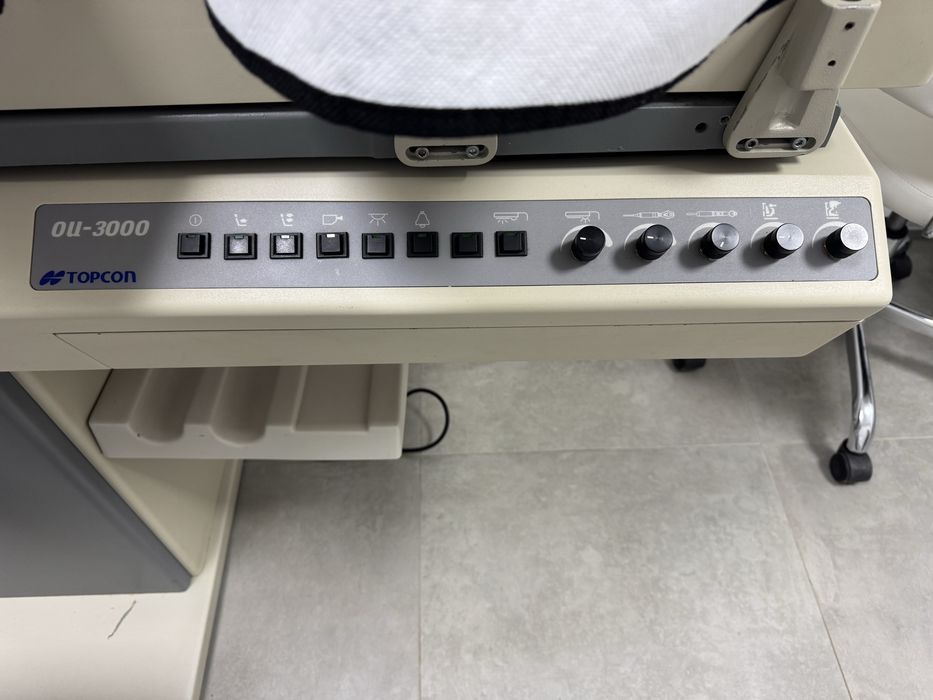 Робоче місце офтальмолога Topcon ou-3000