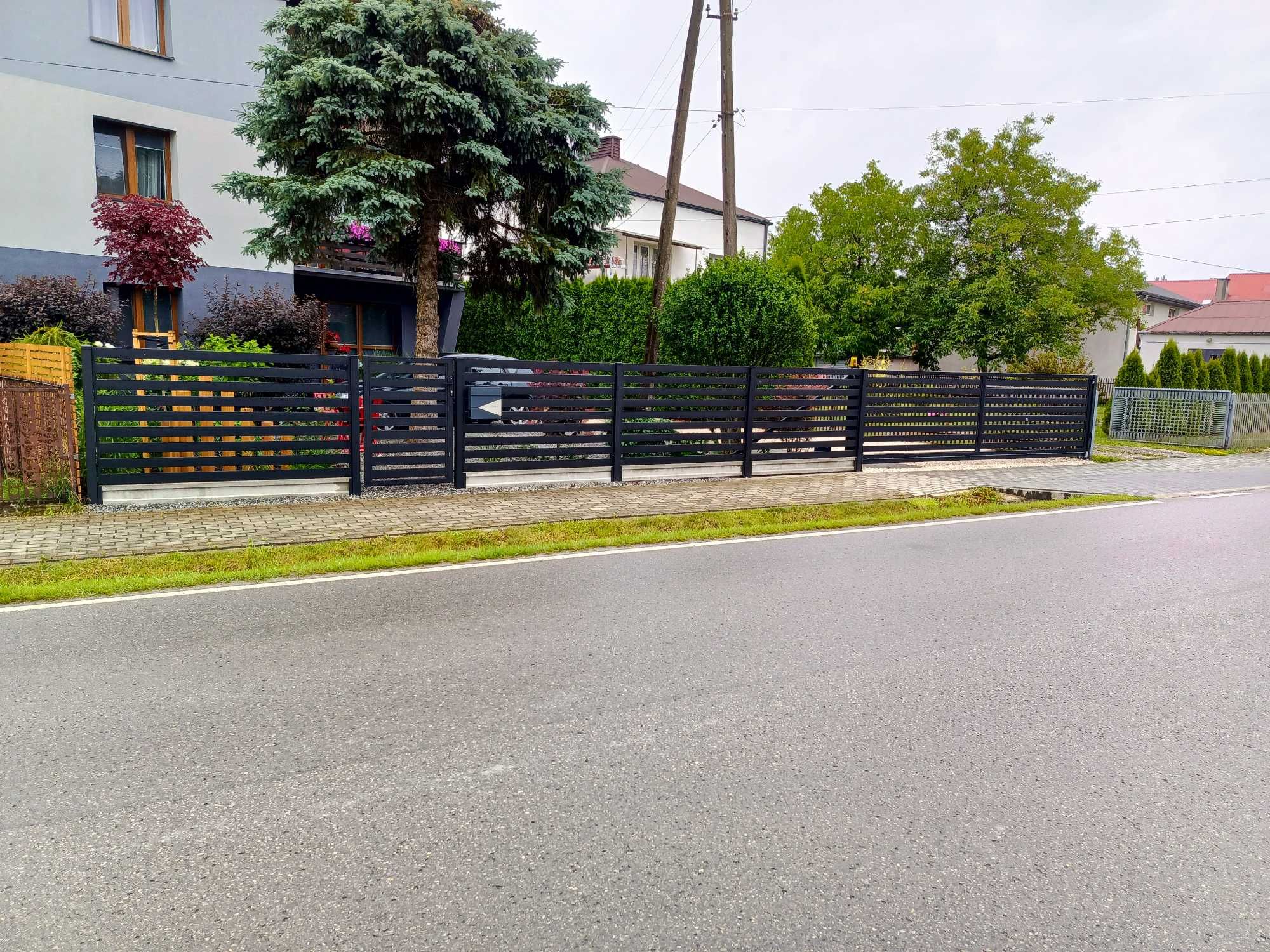 Ogrodzenie palisadowe, nowoczesne z montażem - palisada