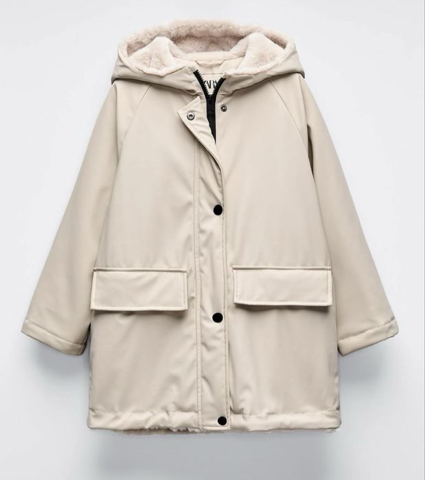 Парка. Куртка дощовик Zara
