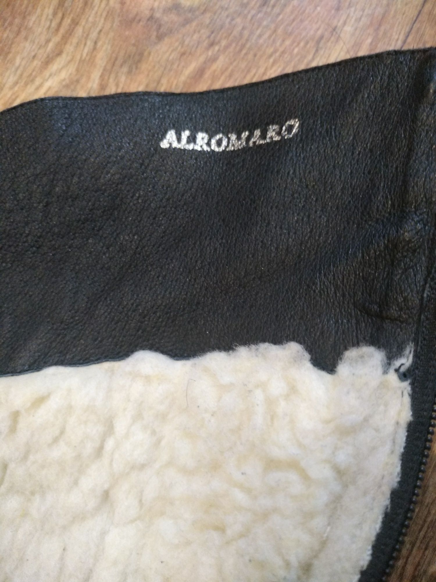 зимние кожаные сапоги Alromaro