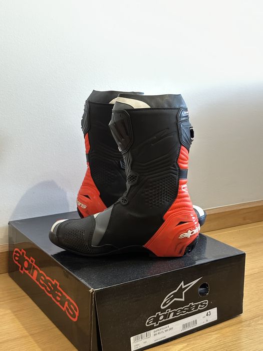 Botas Alpinestars Supertech R – Black/Red Fluo/White/Gray – Tamanho 43