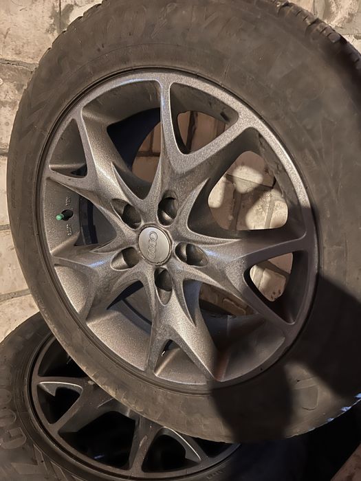 Koła felgi Audi VW  Q7 5x130 stan bdb 18 cali