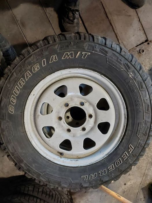 Koła felgi z oponami R 16 cali 6x139,7 opony Federal Couragia M/T LT 225/75 felgi stalowe Toyota Land Cruiser Hilux Opel Frontera Mitsubishi Pajero Nissan Patrol Lexus GX JEEP Isuzu Huindai Galloper Hummer GMC Chevrolet