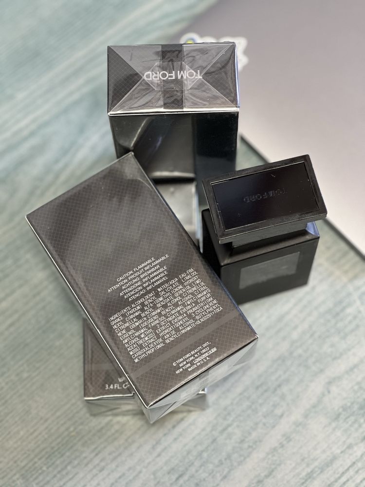 Чоловічі духи Tom Ford Black Lacquer. Мужские парфюмы Том Форд