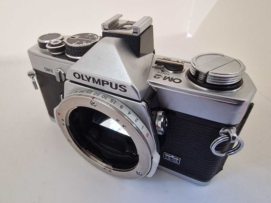 Olympus OM-2 muito bom estado e a funcionar bem